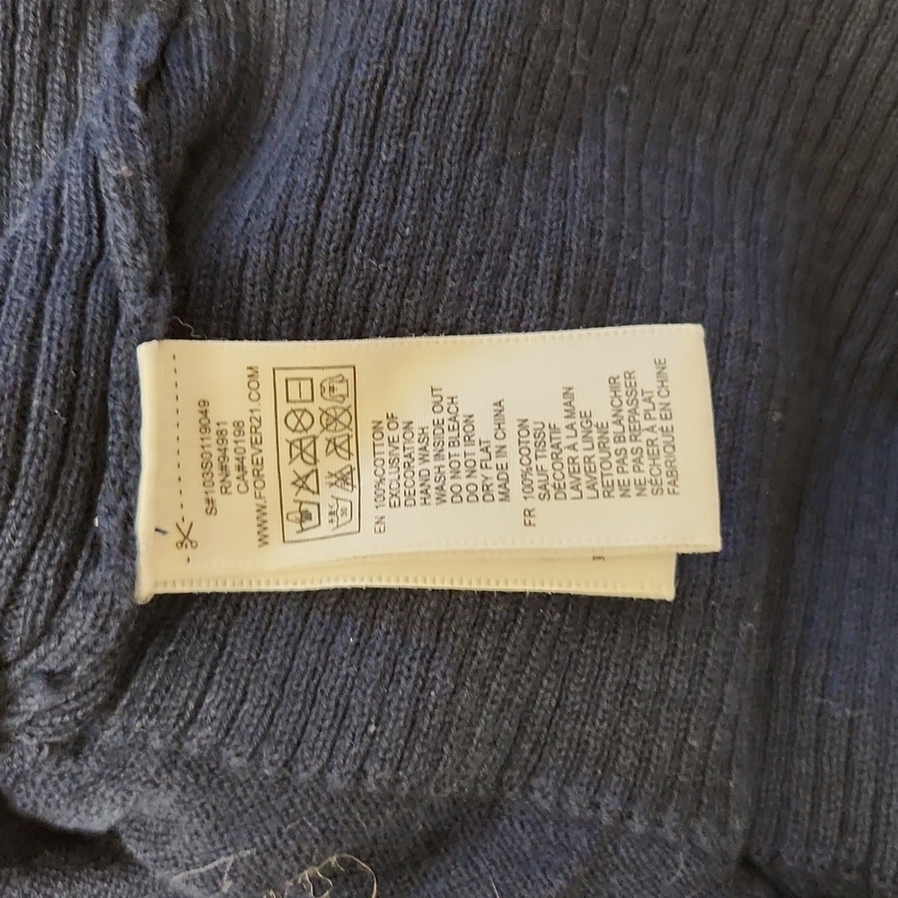 Button up sweater - Picture 4 of 4